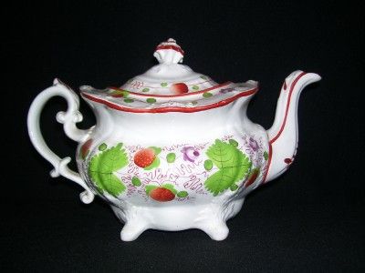 1790 GAUDY DUTCH CREAMWARE STRAWBERRY TEAPOT  