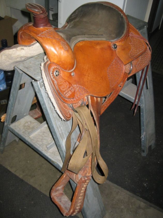 SADDLE KING WESTERN SADDLE 15 SEAT  