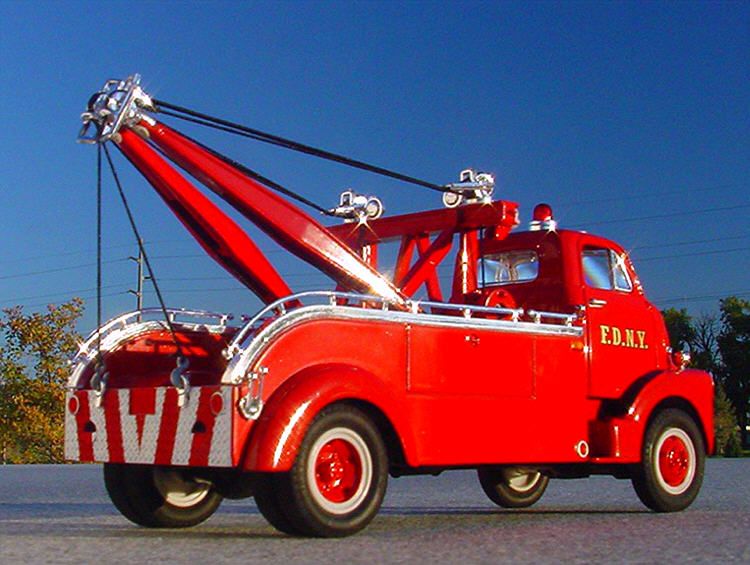 VR   FDNY 1952 GMC WRECKER SUPPORT TRUCK   First Gear  