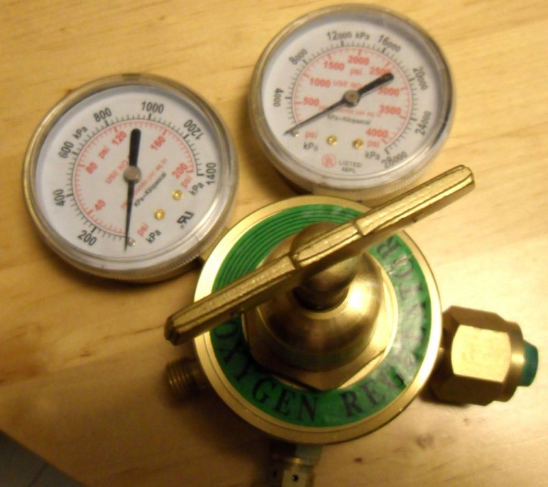 VICTOR STYLE OXYGEN REGULATOR UL LIST PRESSURE GAUGES  