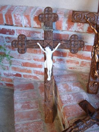 Antique English Carved Wood Wall Cross Crucifix Porcelain Jesus  