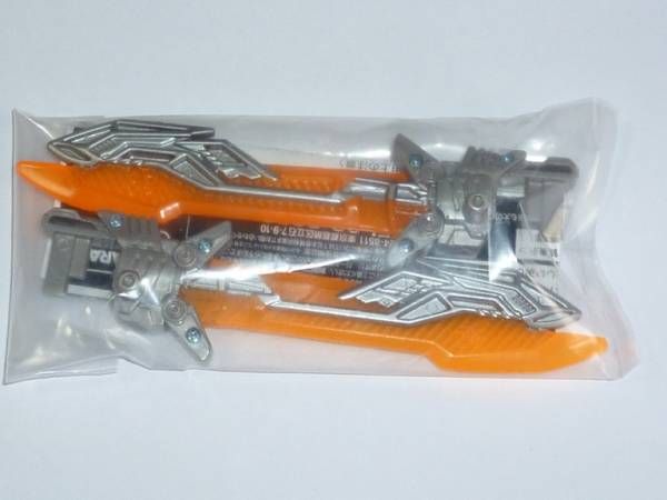   BATTLE BLADE LIMITED PARTS Optimus Prime Striker  Japan  