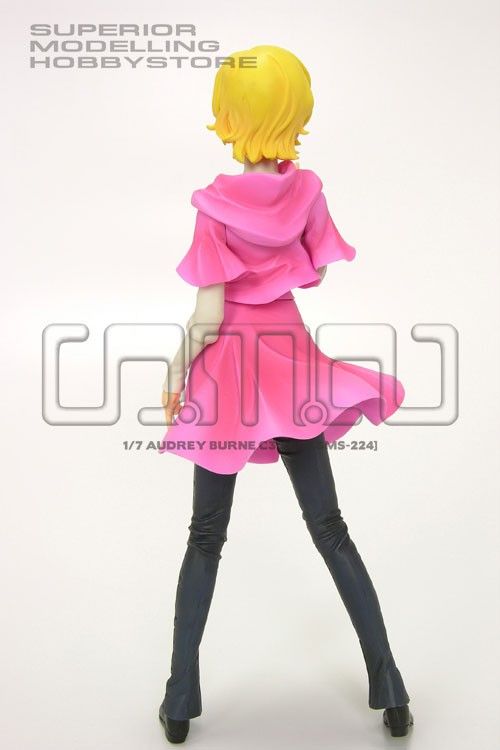 SMS 224 1/7 Audrey Burne Volks color resin girl figure  