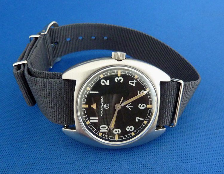 1975 HAMILTON BRITISH MILITARY W10 WRIST WATCH WITH CWC G10 NATO BAND 