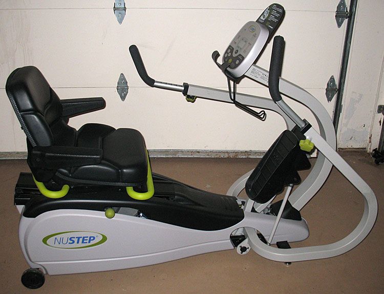 NUSTEP T4 Recumbent Cross Trainer Stepper Machine   Gym Fitness 