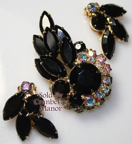 Vintage D&E JULIANA JET BLACK Rhinestone Brooch Earrings  