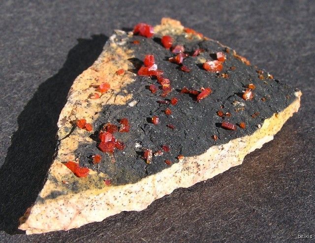 DEEP RED VANADINITE   MIBLADEN, MOROCCO 14158  