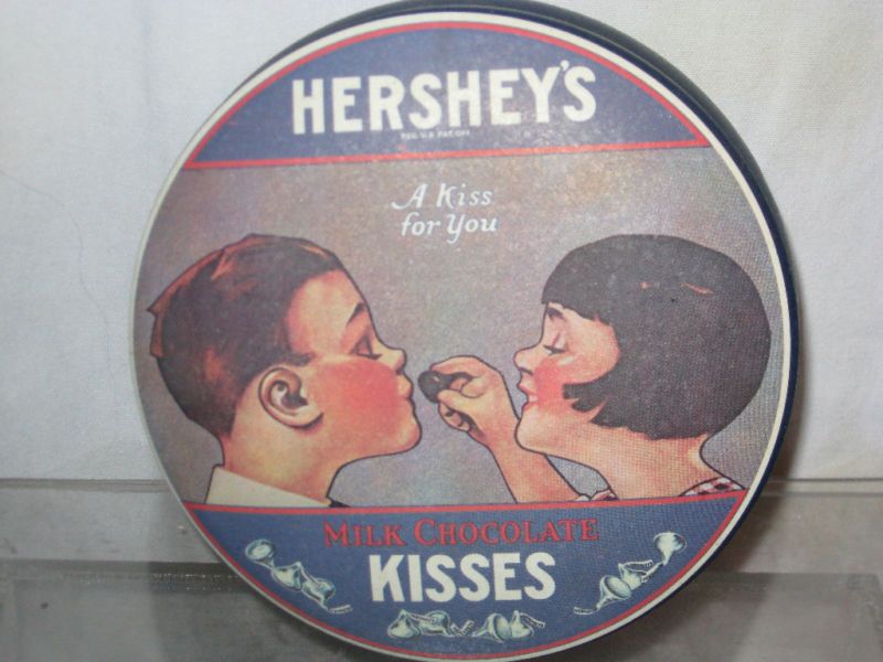 HERSHEY A KISS FOR YOU 1982 TIN MADE IN ENGLAND  