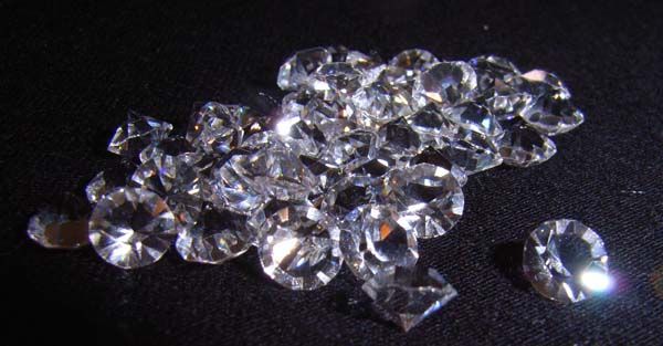 144 ss10 Crystal Scatter Crystals.small  