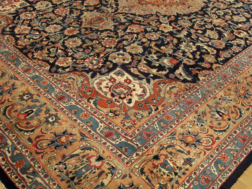   Very Soft Wool Persian Mahajran Rug Excellent Condition  