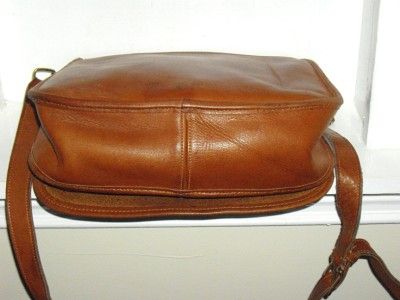 COACH Vintage Whiskey Brown Distressed Leather Cross Body Messenger 