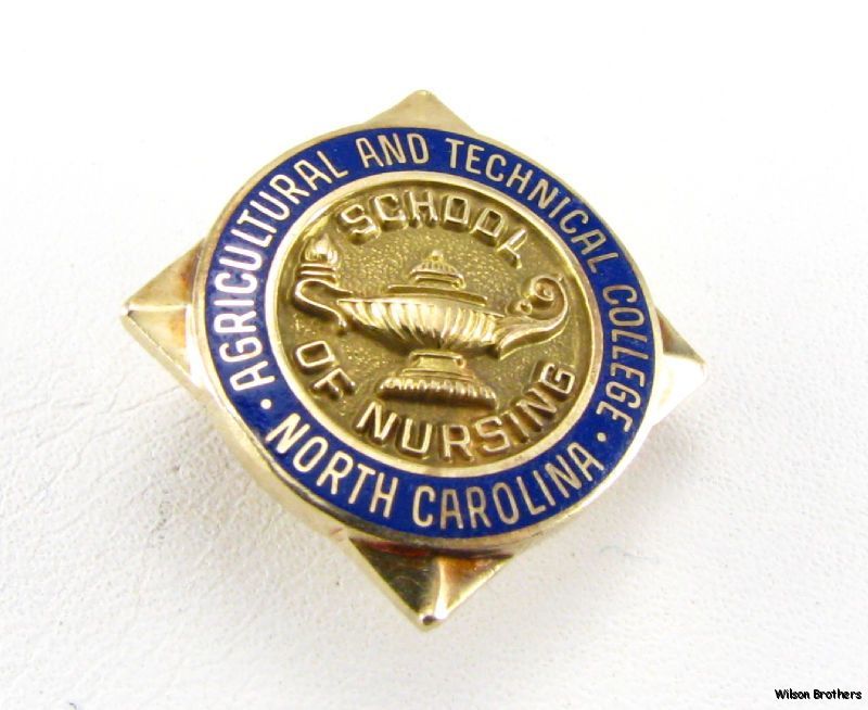 NC A&T College 1958 NURSING School Pin   10k Gold 4.6 Grams Enameled 