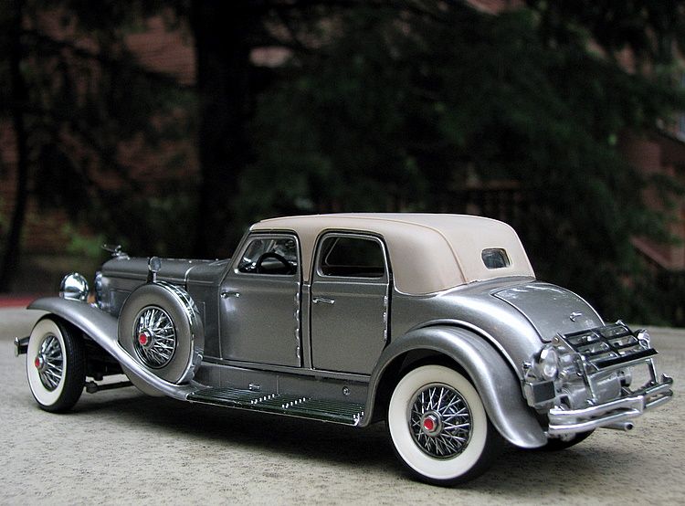   Duesenberg SJ Torpedo Phaeton by Rolston, Twenty Grand diecast car