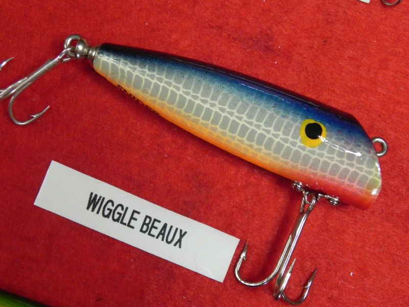 18 CUSTOM HAND MADE FISHING LURE BY ROBERT J. SNIDER  