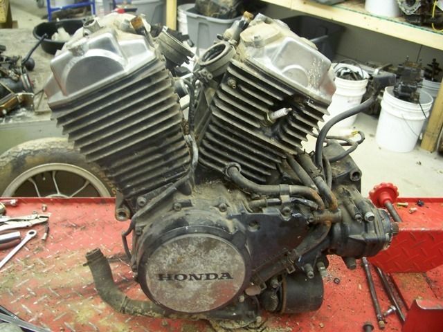   HONDA VT500 SHADOW ENGINE MOTOR COMPLETE WITH 8,320 KNOWN MILES  