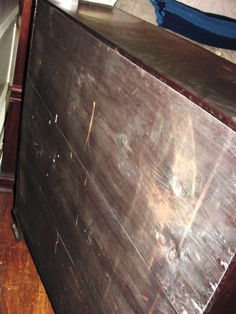 EARLY 1800s AMERICAN CHERRY SLANT FRONT DESK SECRETARY  