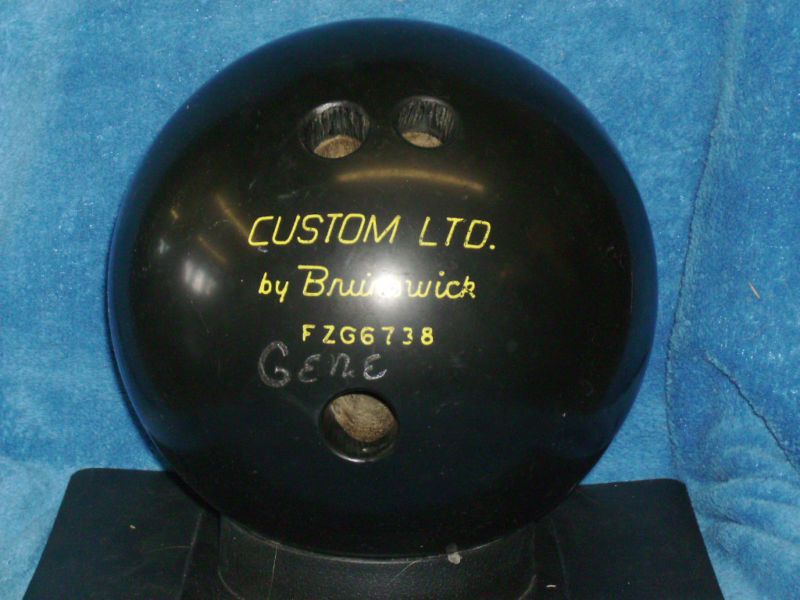 VINTAGE BRUNSWICK CUSTOM LTD 14 LB BOWLING BALL RARE~  