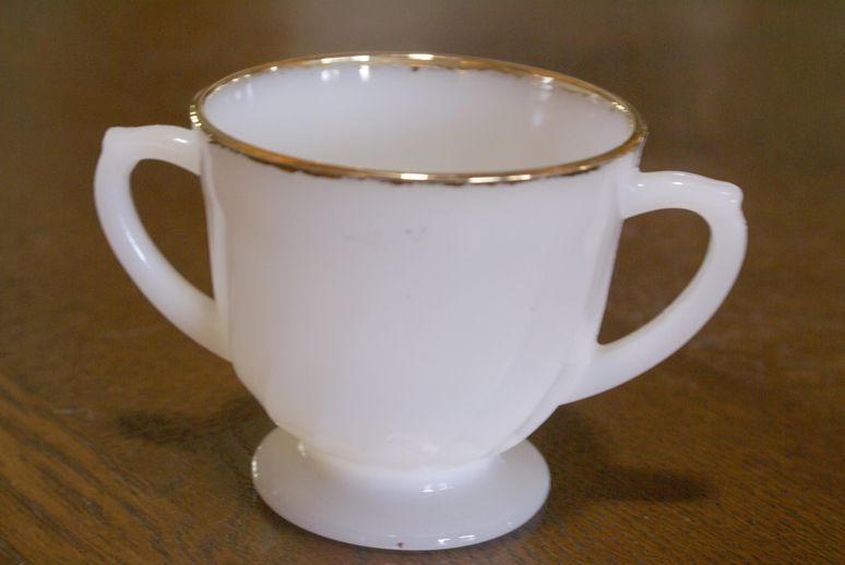 Vintage Fire King Anchor Hocking White Swirl Gold Rim Creamer Sugar 