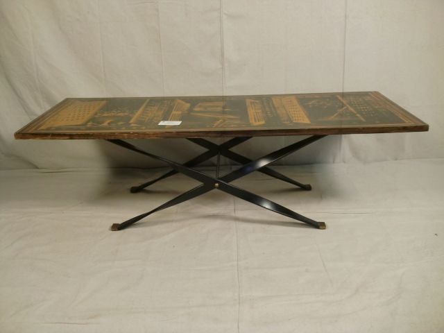 Vintage Modern Coffee Table With Graphic Image (4265)r  