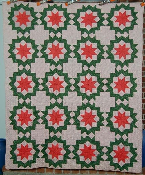 1870s Red & Green Carpenters Wheel Antique Quilt  