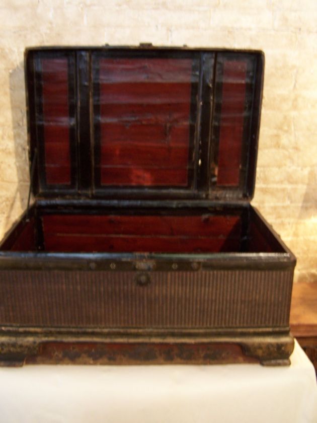 Antique Chinese Storage Trunk  