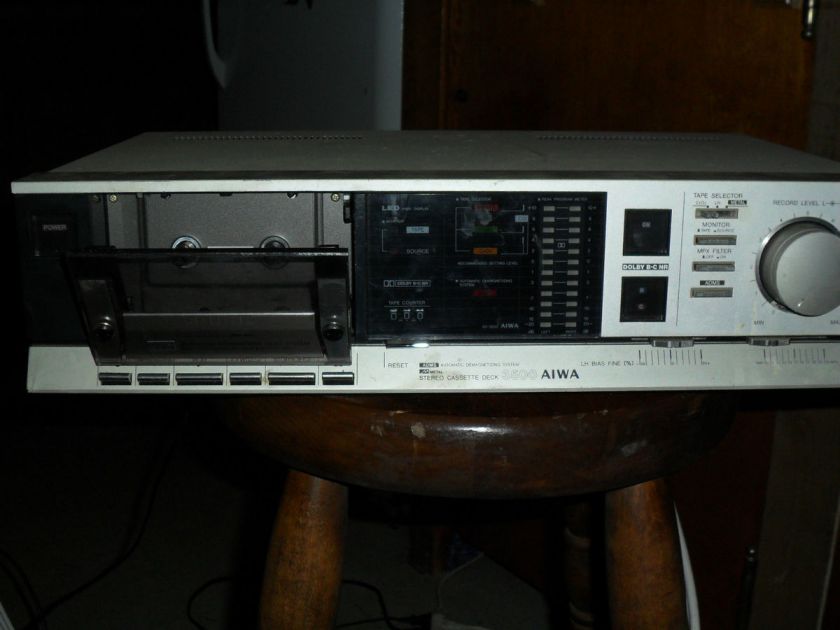 AIWA STEREO CASSETTE DECK  