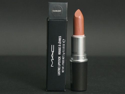 MAC LUSTRE LIPSTICK   FLESHLIGHT   BNIB   RARE  