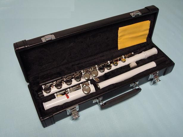 flute c key highly polished finish includes factory set up mouthpiece 