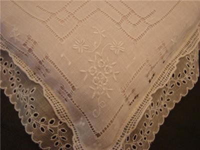 VINTAGE WEDDING HANDKERCHIEF IVORY DAISIES RING PILLOW