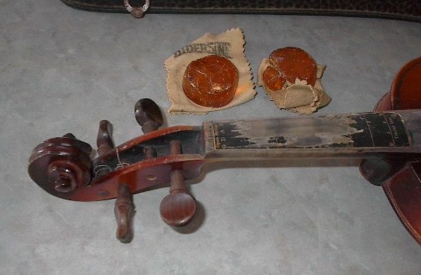 Vintage Violin Stradiuarius Cremonensis Facibat Anno with Case  