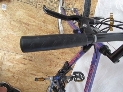 Specialized Rockhopper Mountain Bike Adult Owned  