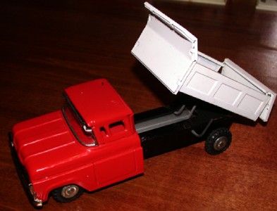 Vintage 1960s TIN FRICTION powered toy DUMP TRUCK Japan FORD CHEVY 